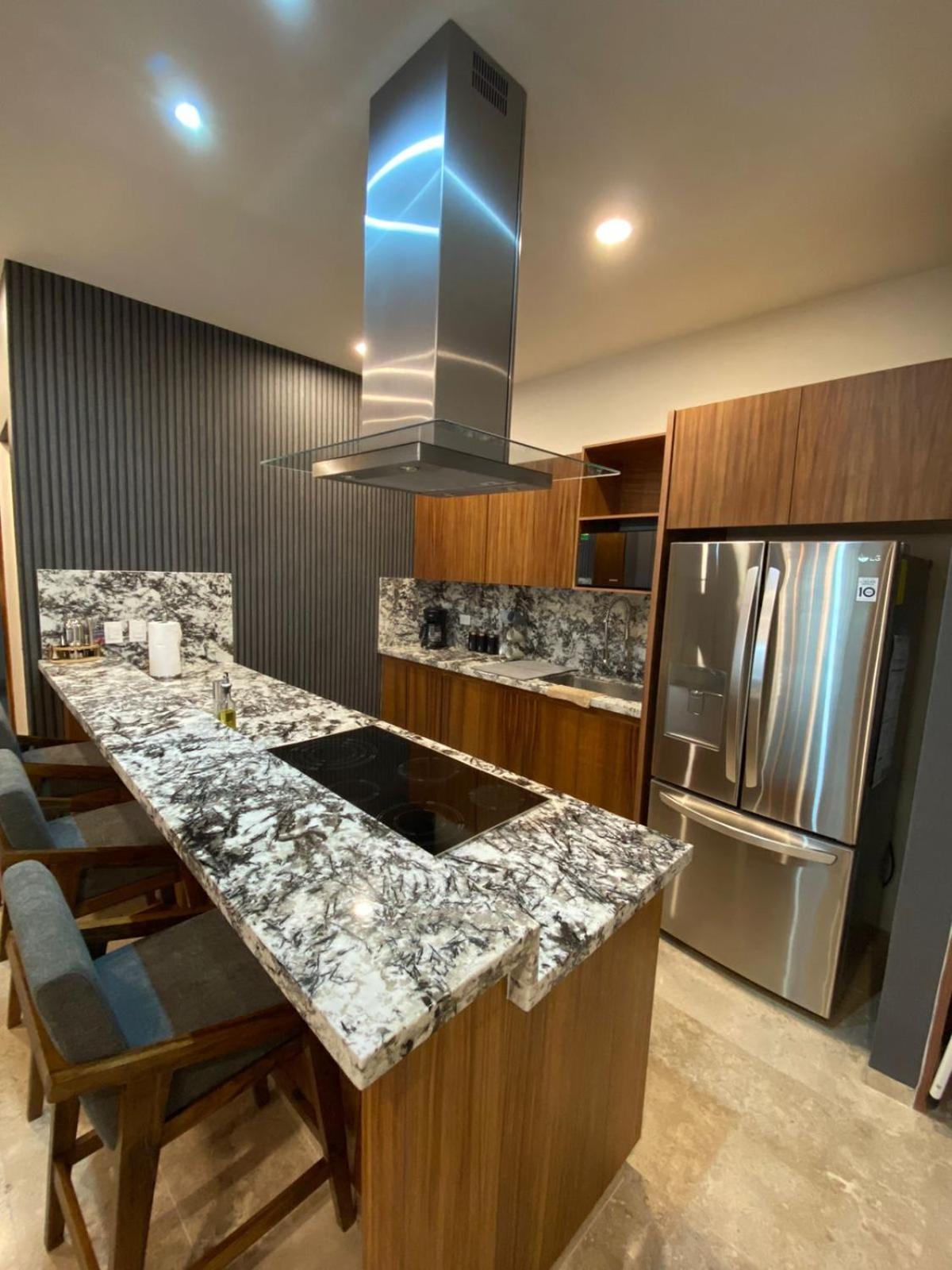 Luxury 2 Bedroom Apt 3 Min Away From The Boardwalk/Malecon La Paz Exterior photo